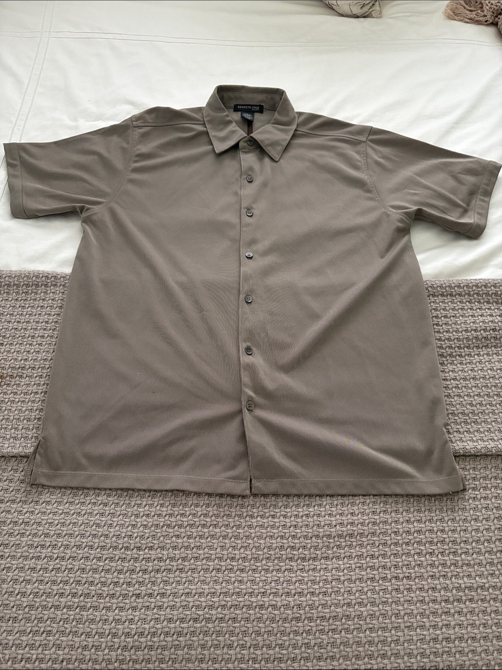 Kenneth Cole Short-Sleeve Button-Down Shirt — Taupe